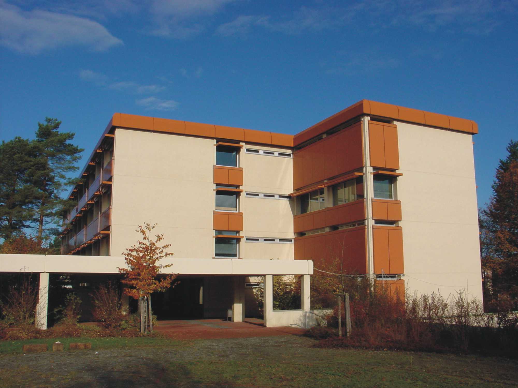 Ansicht Bestand - Geplante Lage der Fluchttreppe bei Gebäude A